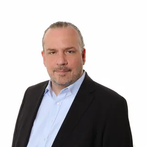 Dipl. Psych. Oliver Schmidt
Founder & CEO Vogelmilch GmbH Cologne, Germany